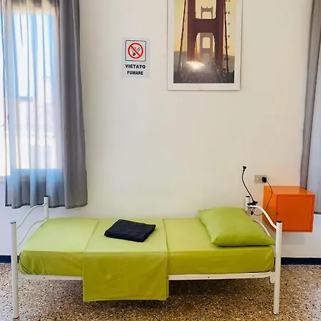 In بيت ضيافة